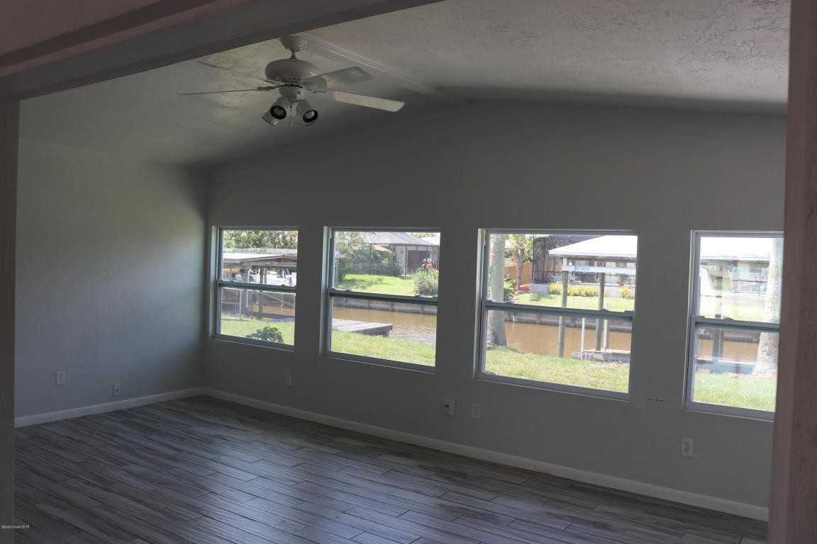 330 Riverside Ave - Photo 2 of 5