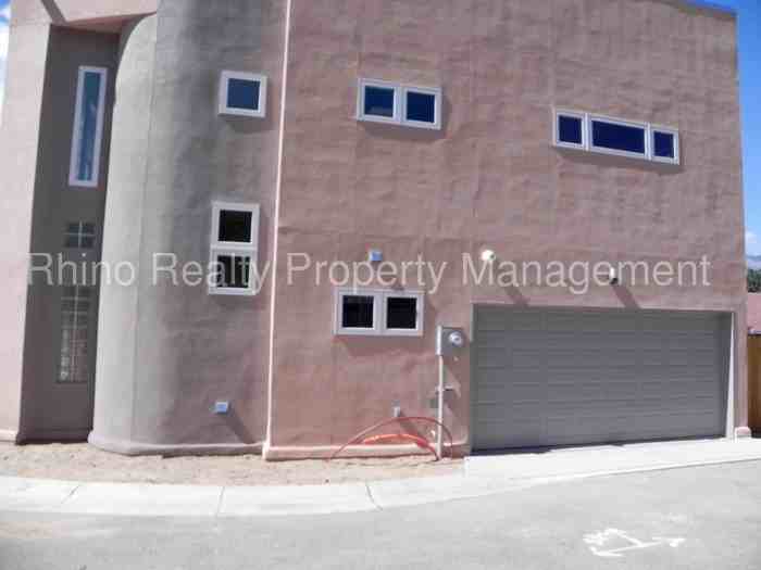 4200 Palo Verde Dr NE - Photo 2 of 22