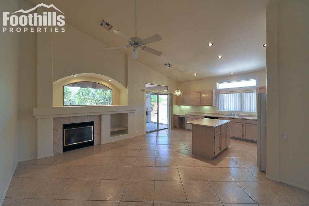 11173 N Eagle Crest Dr - Photo 3 of 18