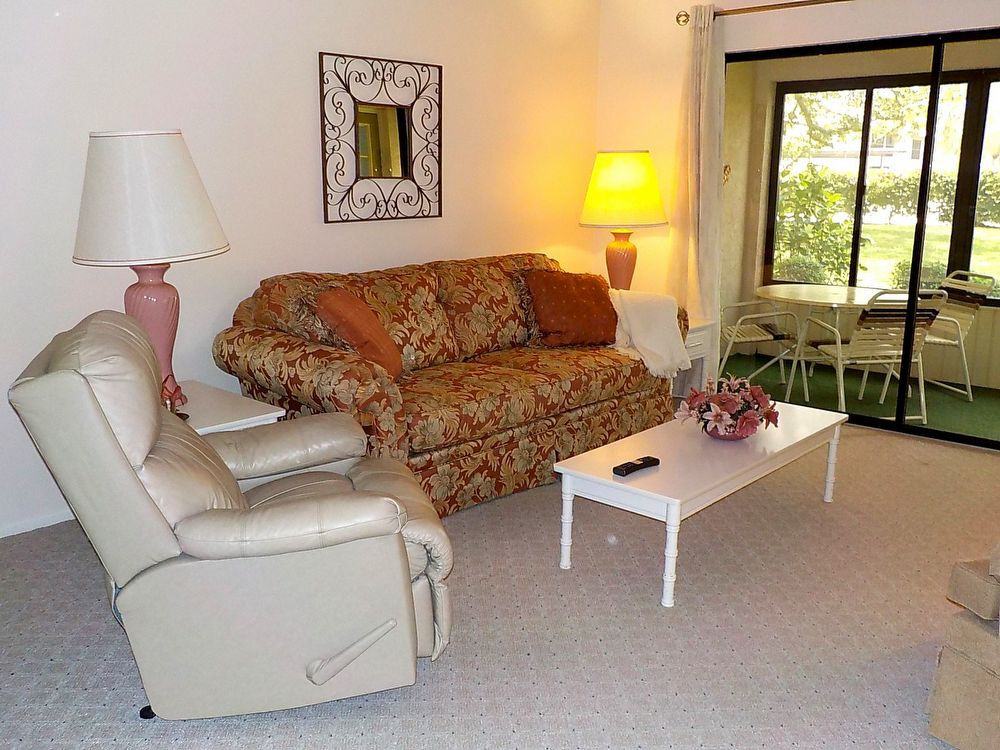 305 Mission Trl W. A #A - Photo 2 of 17