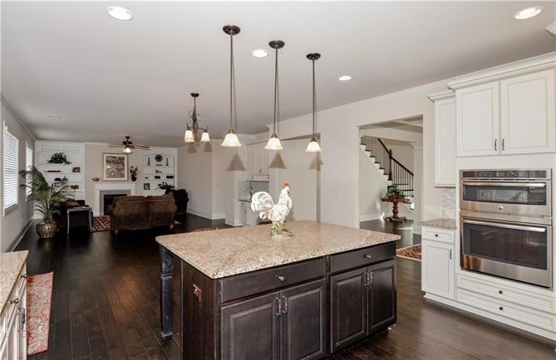 2715 Augeron Ct - Photo 2 of 38