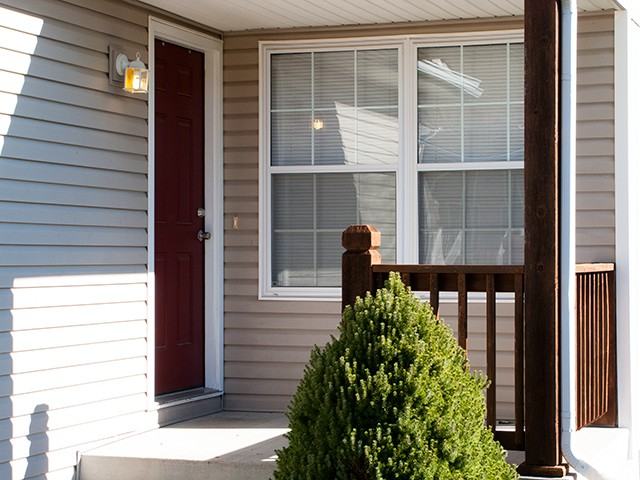 1949 South Powahatan Court - Photo 3 of 42