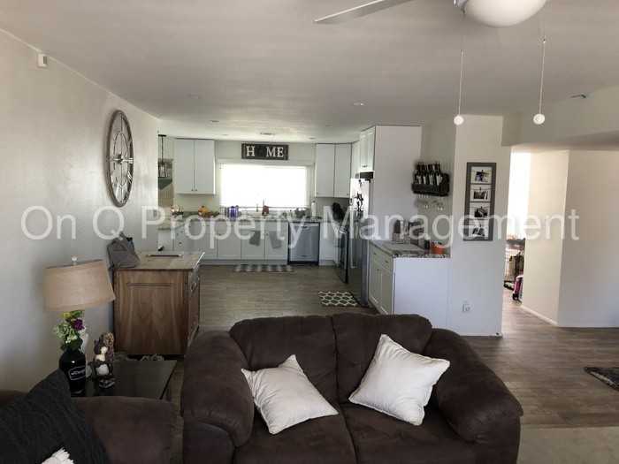 1862 E Watson Dr - Photo 3 of 14