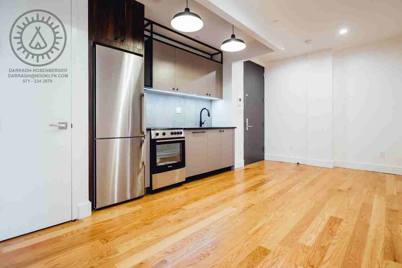 620 Parkside Avenue #2B