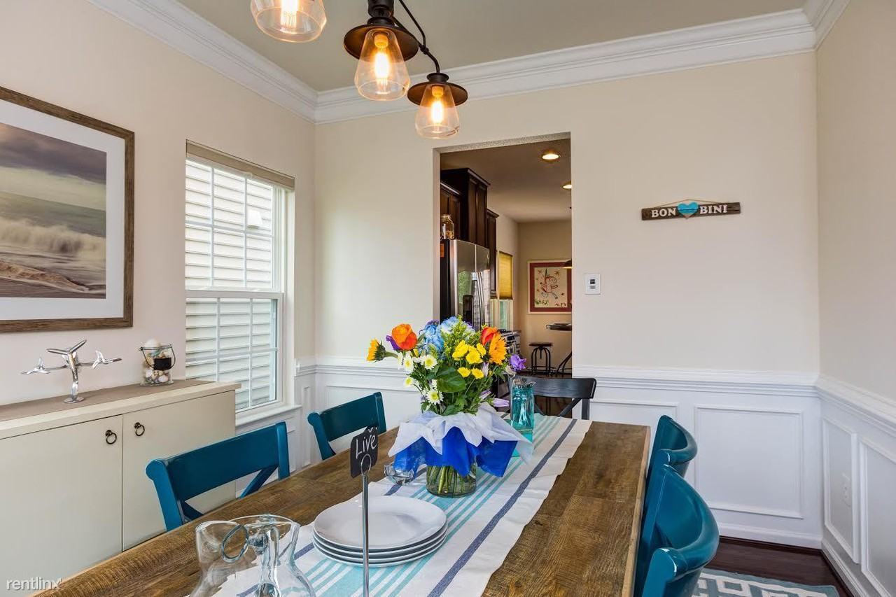 2501 Baileys Pond Road - Photo 2 of 21