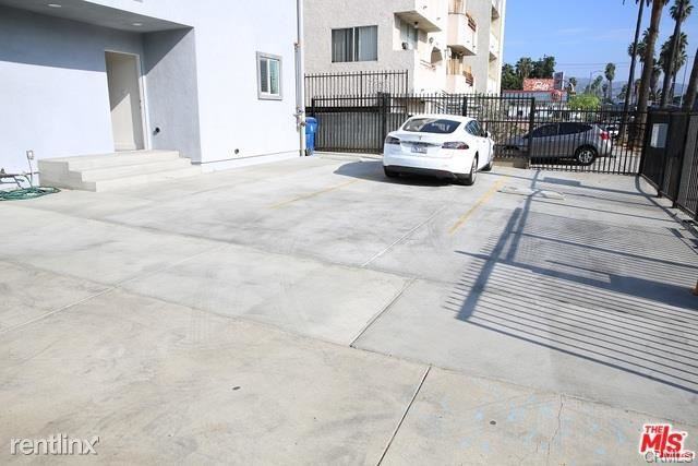 635 N Normandie Ave #2