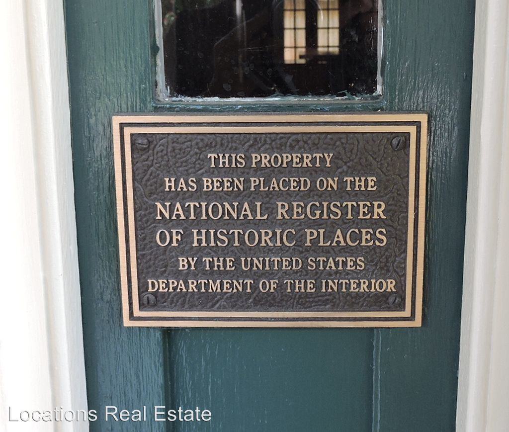 1956 Wisteria St - Photo 3 of 16