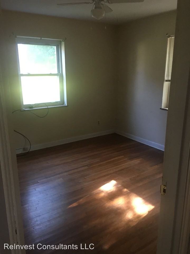 7124 Sanoma Ave - Photo 2 of 12