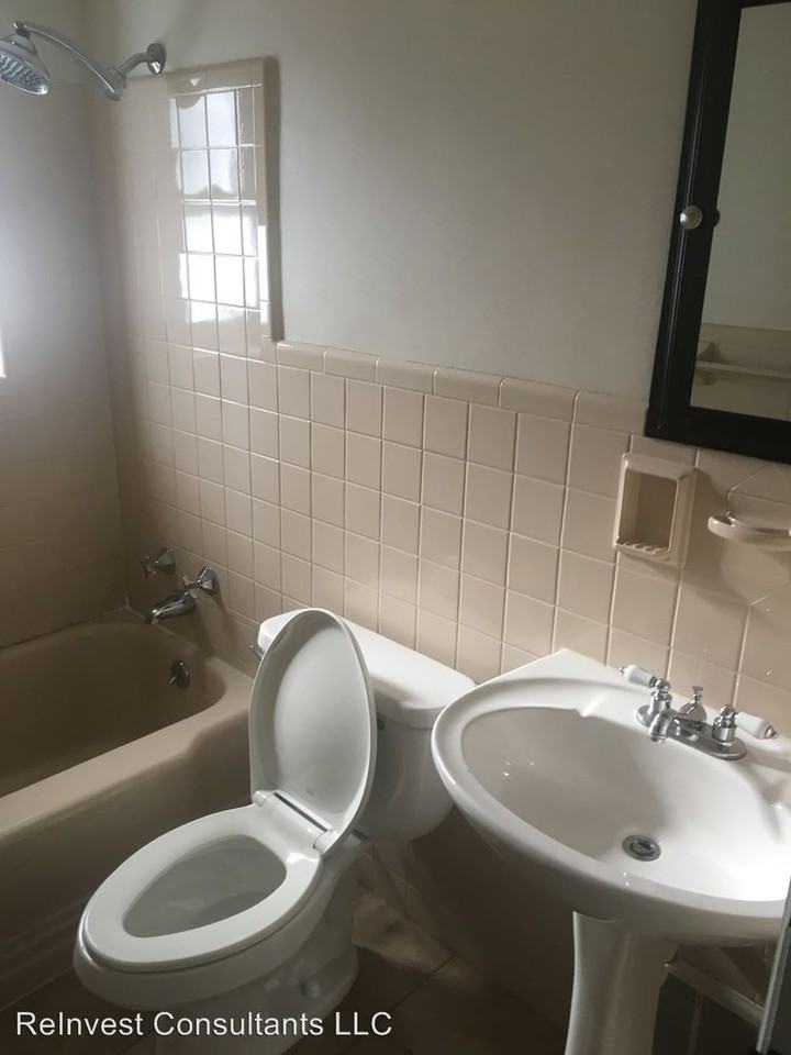 7124 Sanoma Ave - Photo 3 of 12