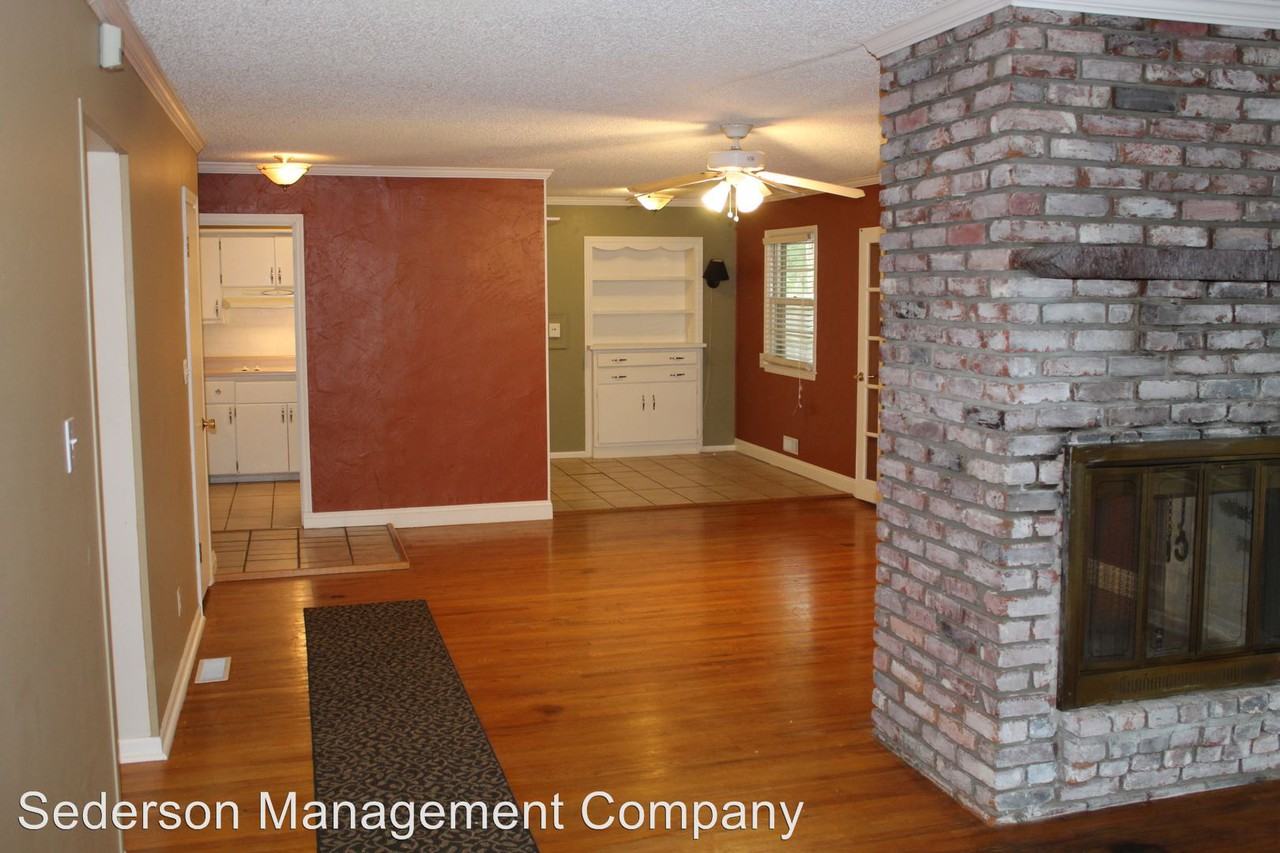 919 E 110th St - Photo 3 of 12