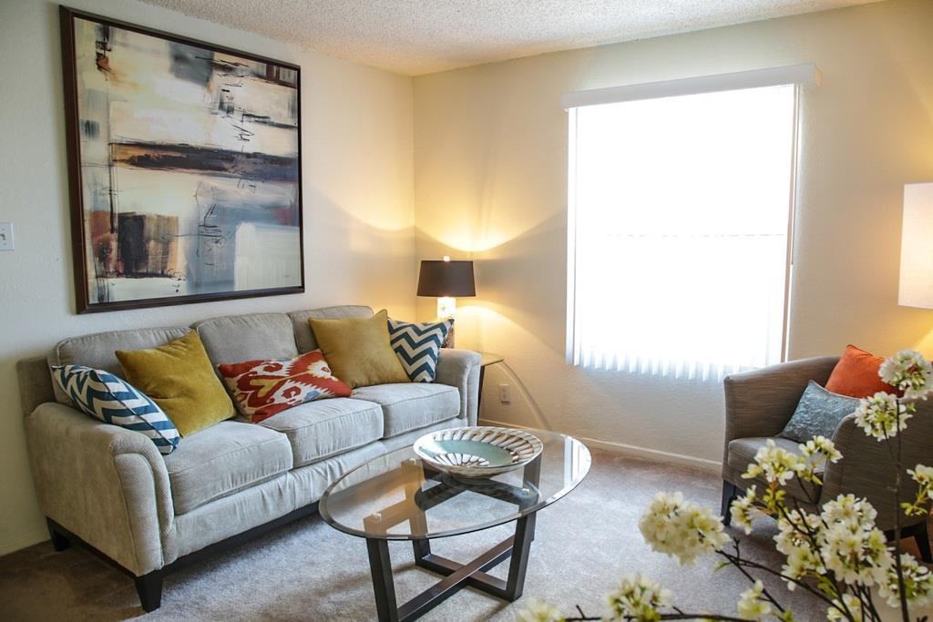 University Gardens - Photo 3 of 7