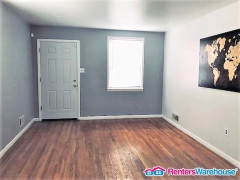 2814 E Joppa Rd - Photo 3 of 17