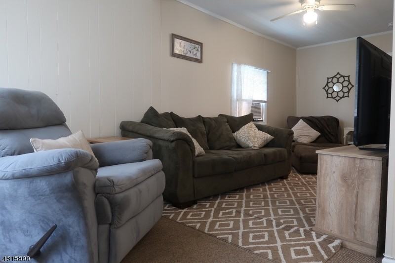 16 Park Dr - Photo 2 of 17