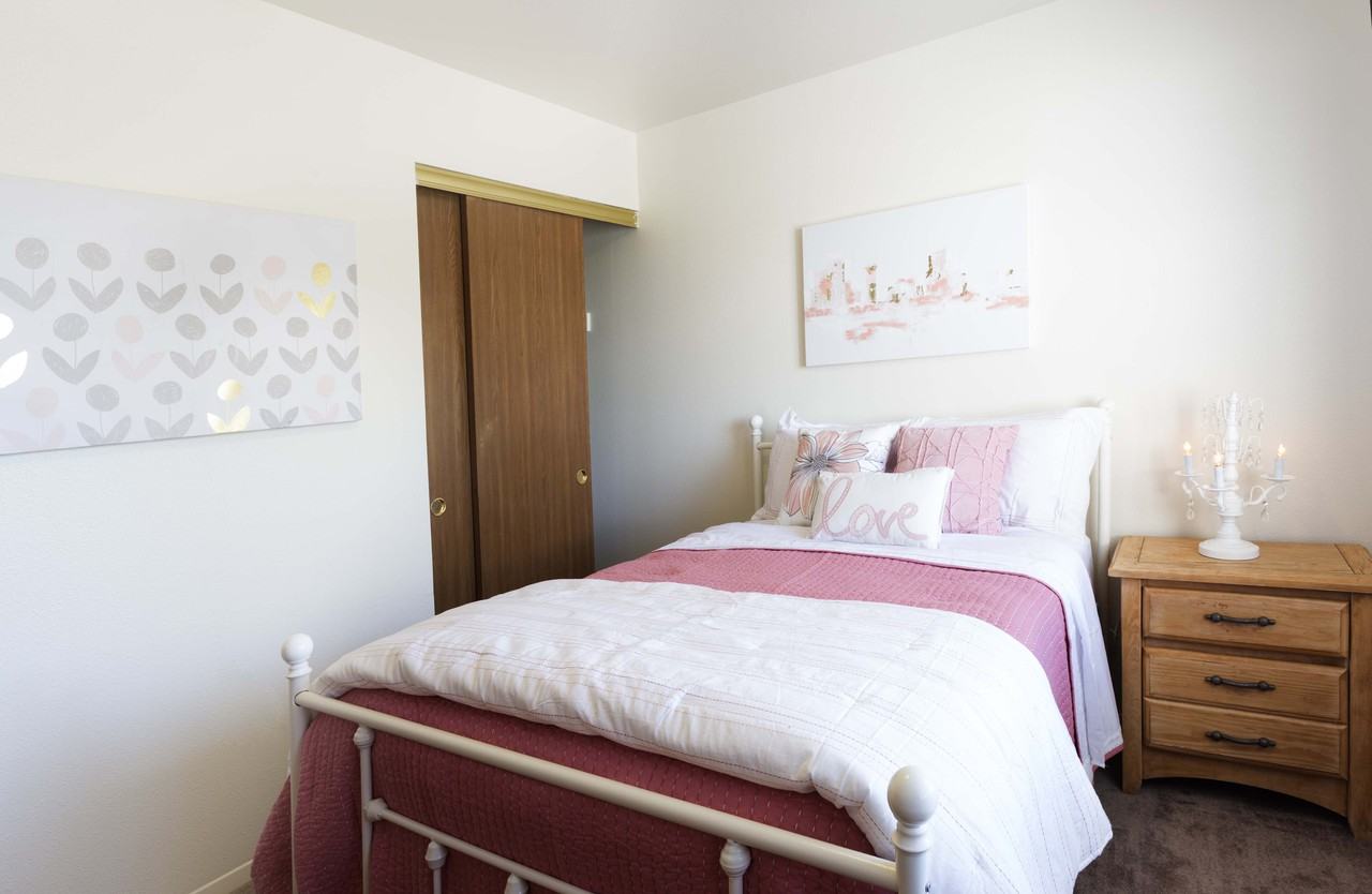 Windy Plains Home Rentals - Photo 3 of 15