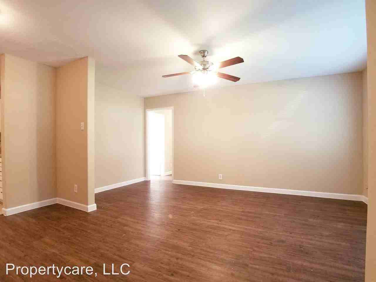 10509 Fairland Dr - Photo 2 of 15