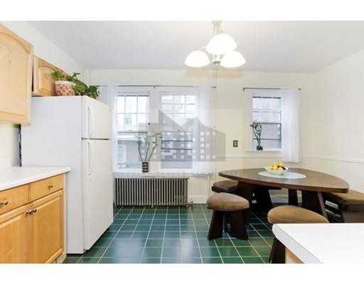 20 Leicester Street #2 - Photo 3 of 10