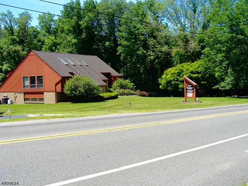 288 Newton Sparta Rd - Photo 2 of 10