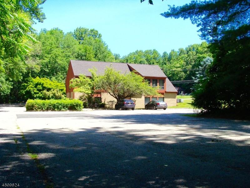 288 Newton Sparta Rd - Photo 3 of 10