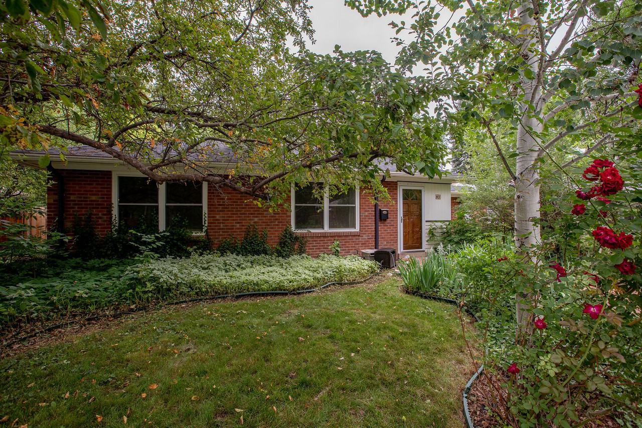 80 Circle Drive - Photo 2 of 33