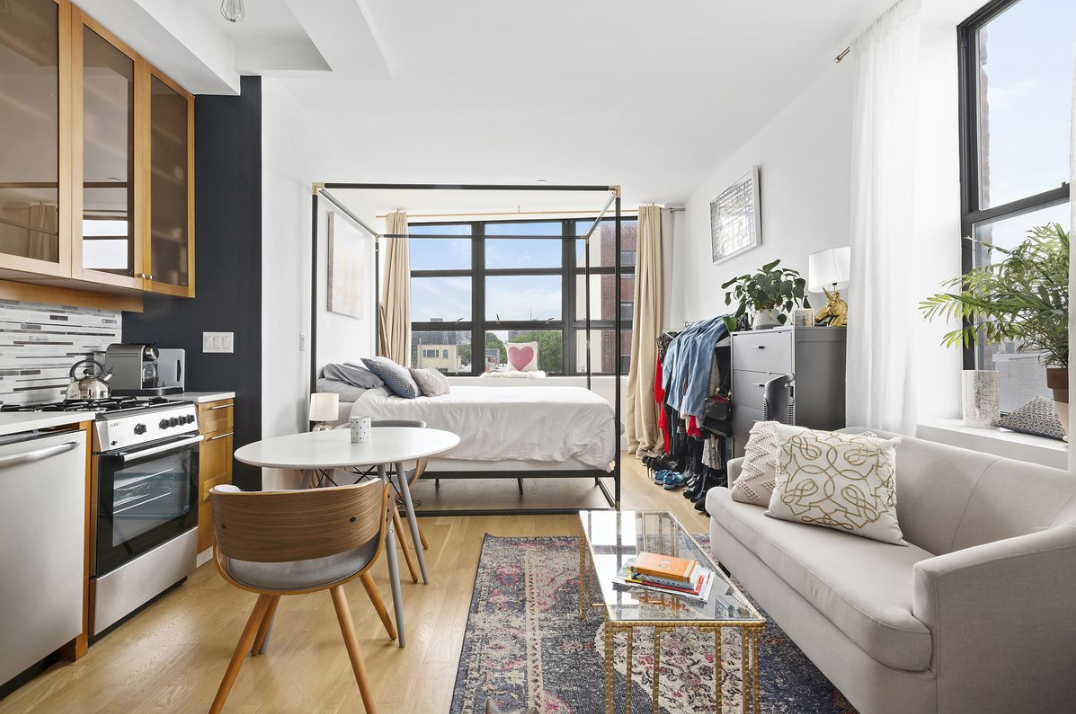 573 Metropolitan Avenue ##4C