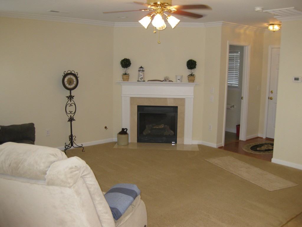 155 Kimberton Ave - Photo 2 of 11