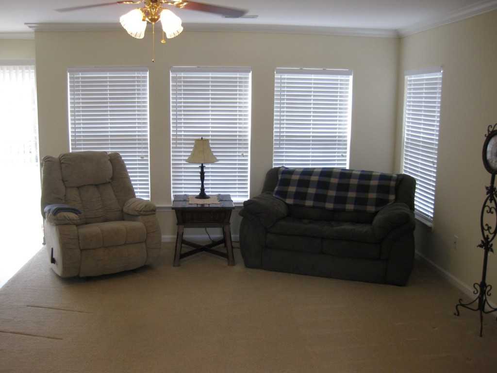 155 Kimberton Ave - Photo 3 of 11