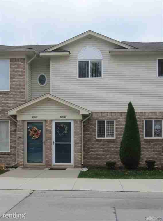 30280 Wedgewood cr - Photo 2 of 2