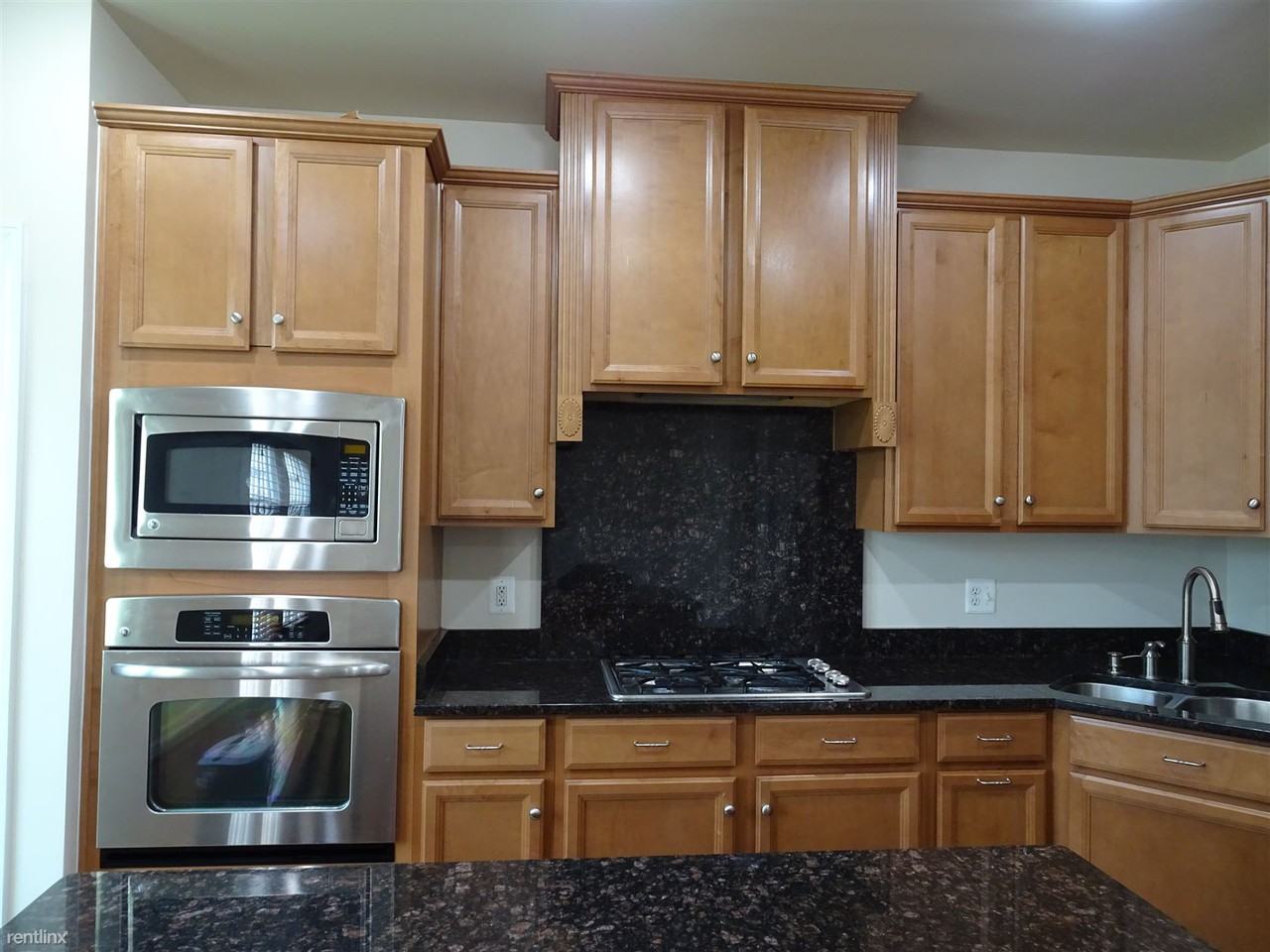 42623 Offenham Terrace - Photo 2 of 20