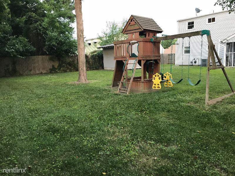 5546 Springhill Rd - Photo 2 of 5