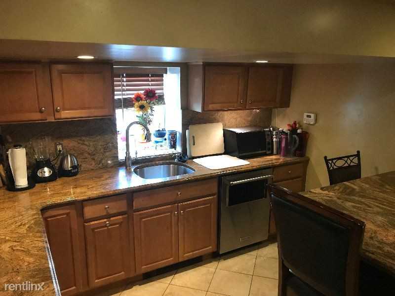 227 Washington Ave - Photo 3 of 18