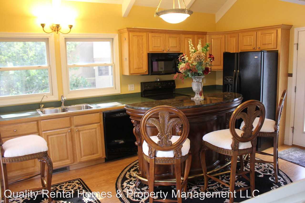 4440 Arrow Ct - Photo 3 of 23