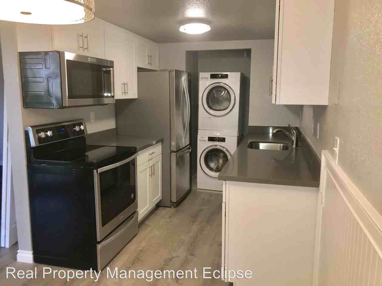 6720 112th Ave NE #B3 - Photo 3 of 7