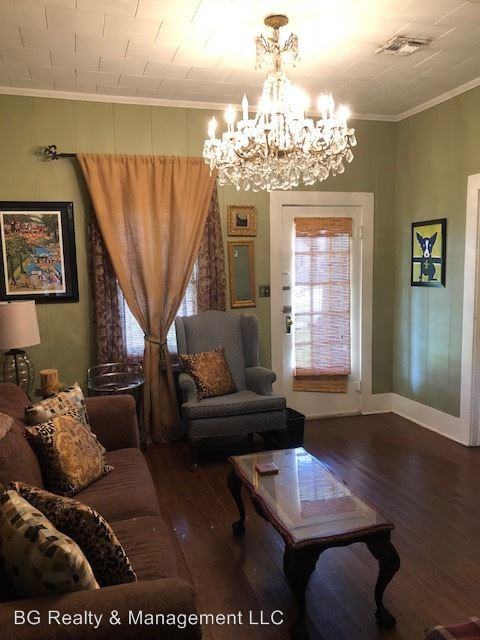 209 Rees St - Photo 3 of 12