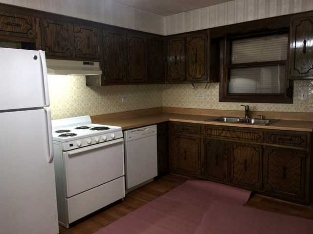 7328 86th Ave - Photo 2 of 20