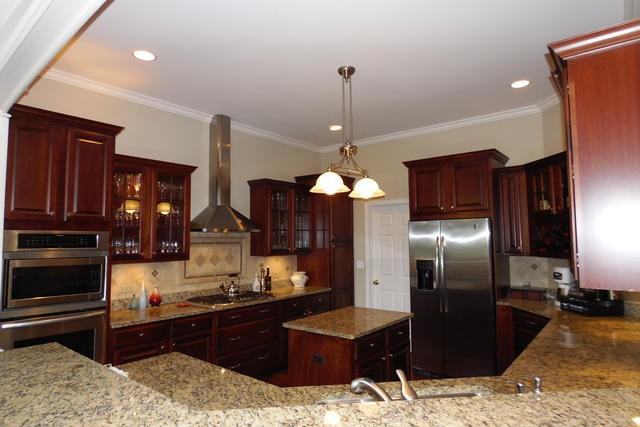 1531 W Rue James Pl - Photo 3 of 14