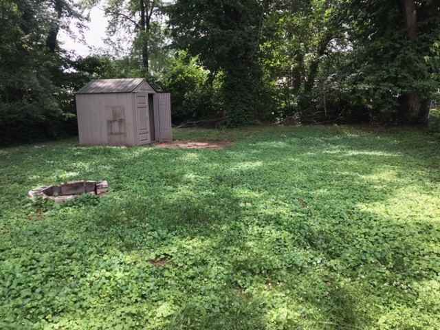 11042 Florence Ave - Photo 3 of 10