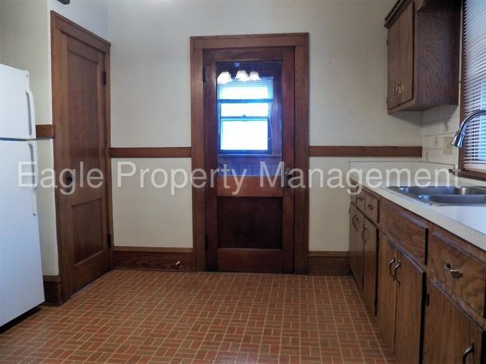 1915 3rd St SW - Photo 3 of 14