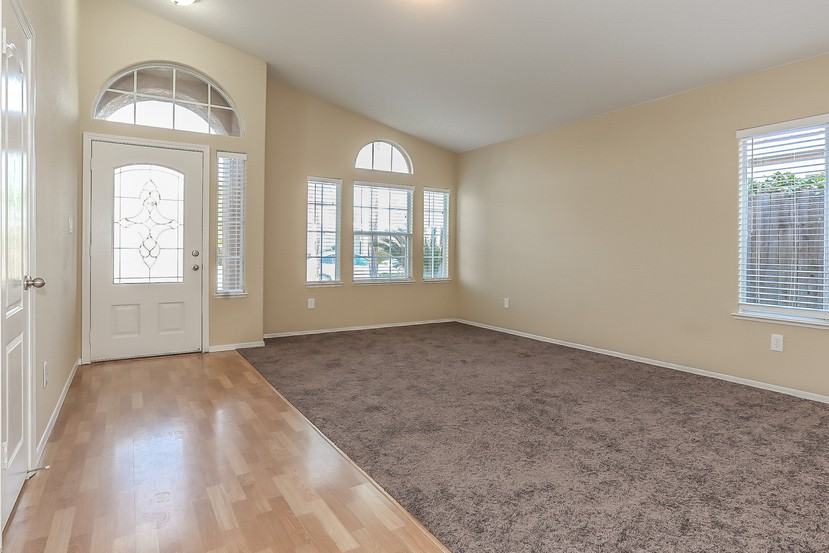 5013 Greenville Ct - Photo 2 of 13