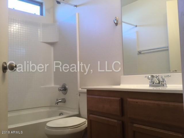 23657 W Levi Dr - Photo 3 of 7