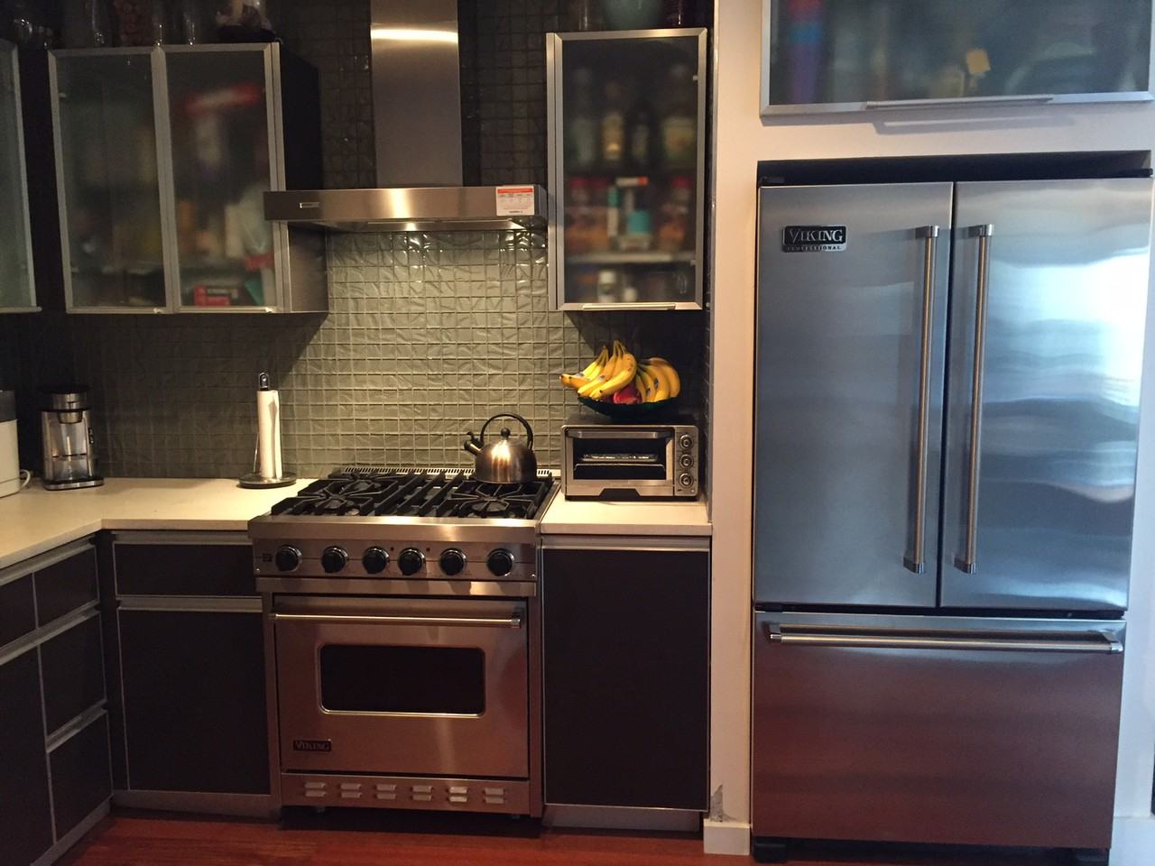 1050 Jackson Avenue #2B - Photo 3 of 11