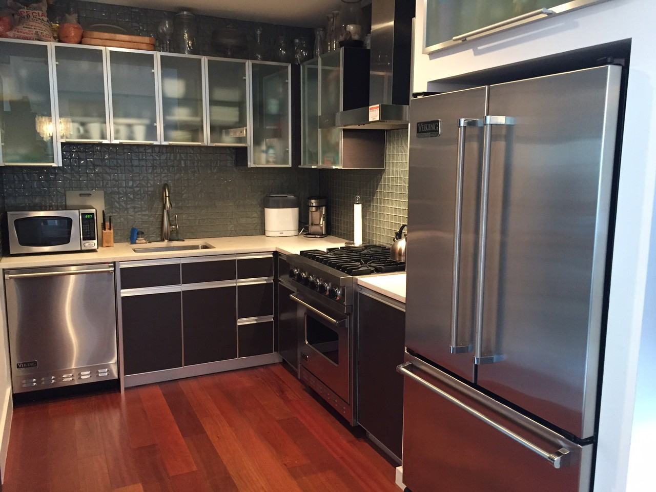 1050 Jackson Avenue #2B - Photo 2 of 11