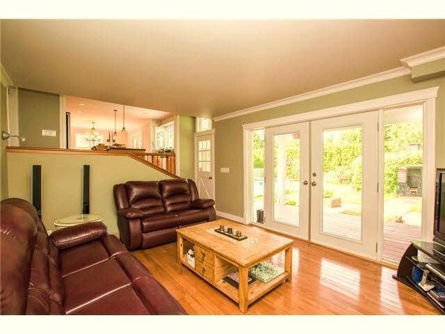 1949 134 Street - Photo 2 of 8