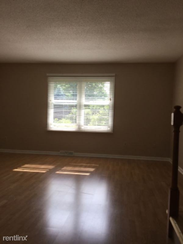 2454 Gaynor Ave NW - Photo 2 of 12