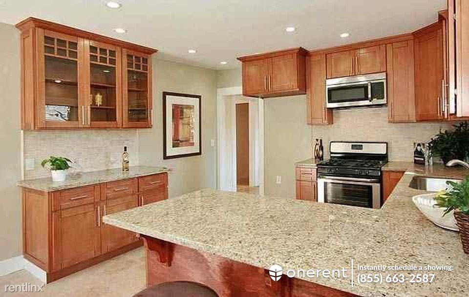 4631 El Centro Ave - Photo 2 of 18