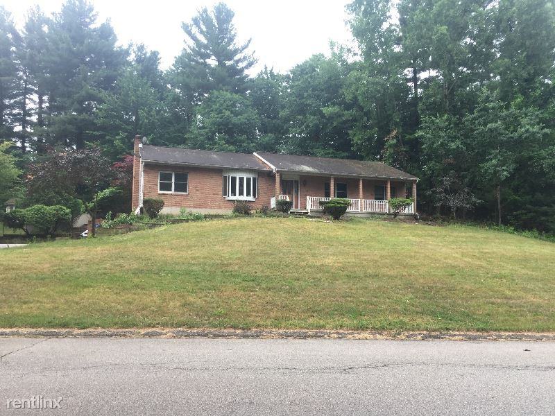 1 Bent Pine Hollow - Photo 2 of 6