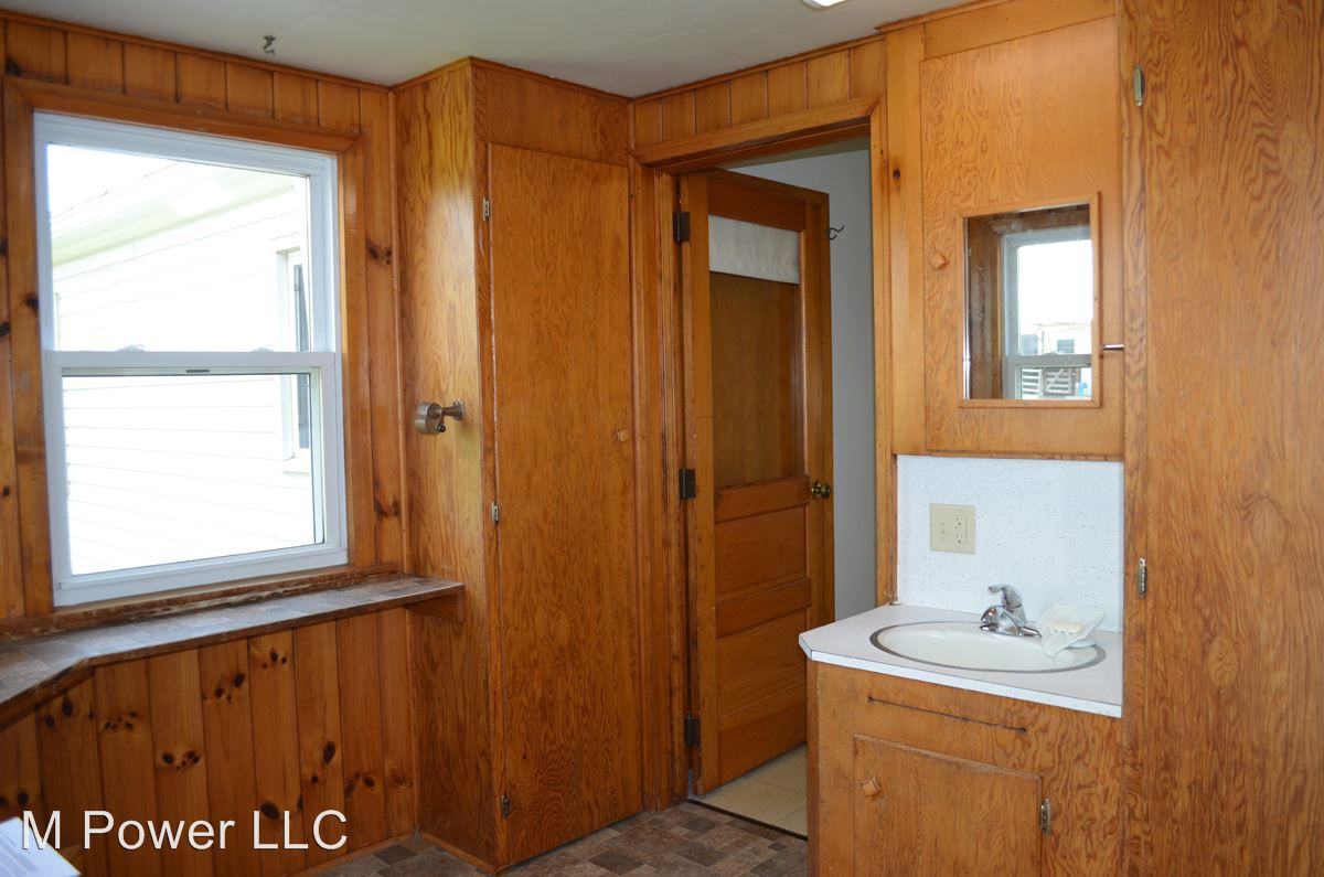 6170 Rushville Rd - Photo 3 of 11