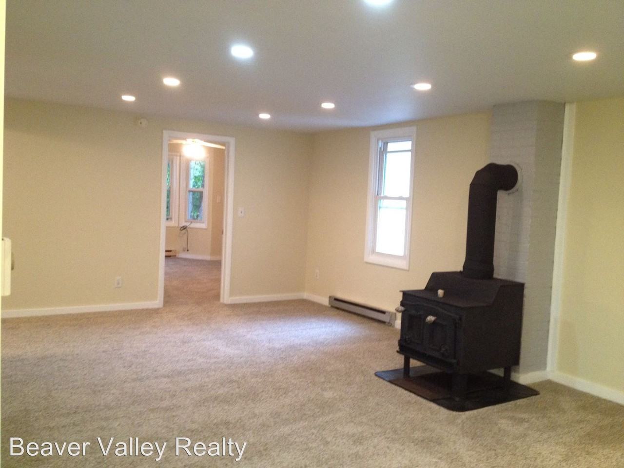 124 Patton Ln - Photo 3 of 8