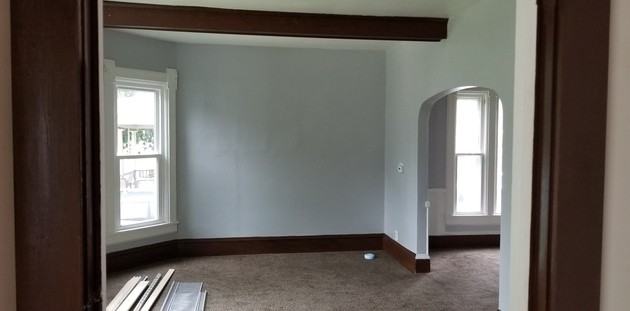 420 Marion Ave - Photo 3 of 20