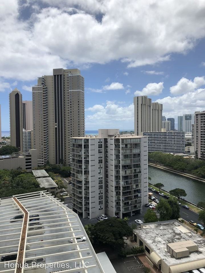 1717 Ala Wai Blvd