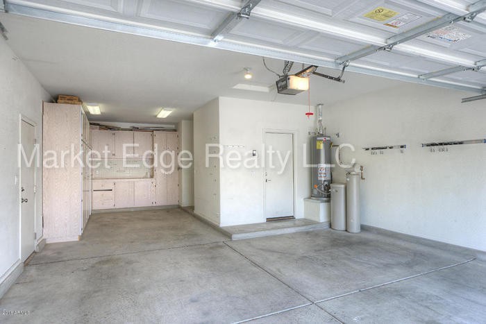 10625 West Salter Drive - Photo 2 of 22